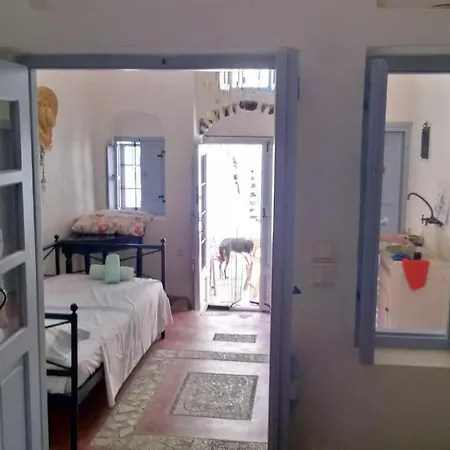 Joseph Traditional House In Castle