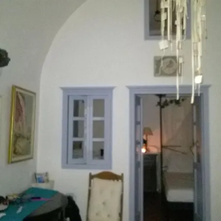 Joseph Traditional House In Castle *